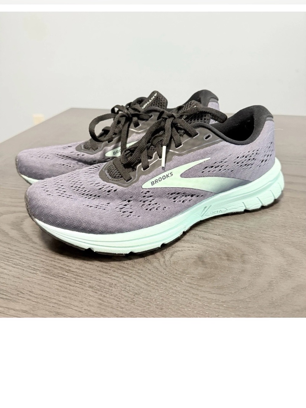 Brooks Womens Anthem 4 1203401B473 Purple‎ Running Shoes Sneakers Size 8,5
